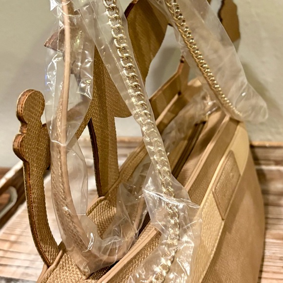 Danielle Nicole Jungle Cruise Crossbody Bag - Tan and Yellow - Picture 7 of 10